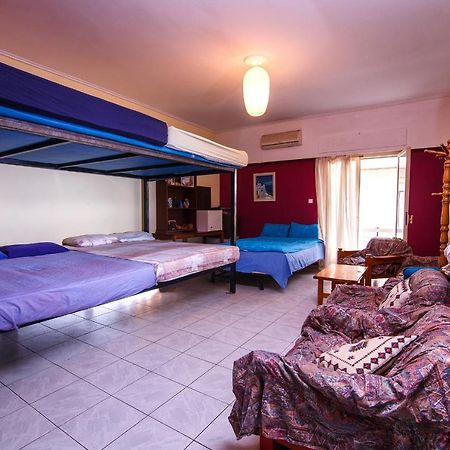 Antonio'S Guest House Афіни Екстер'єр фото